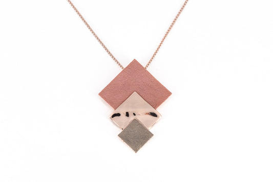 COLLANA CATENA LUNGA ZAMA TRE ROMBI SOVRAPPOSTI     QE3756